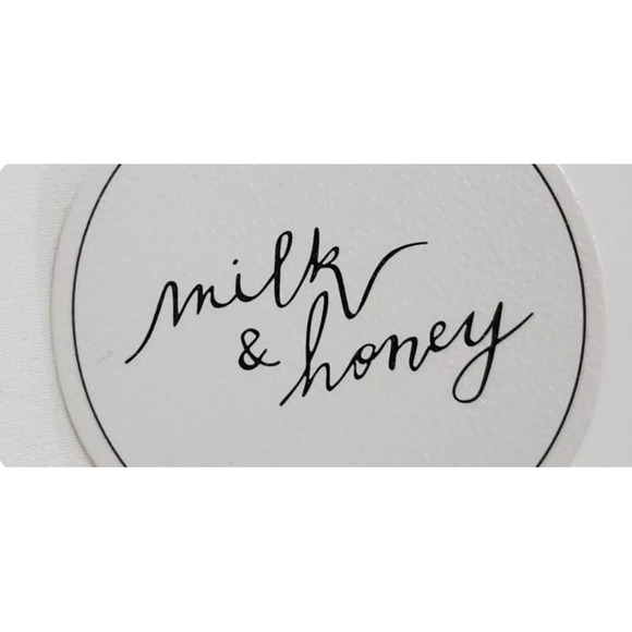 Milk & Honey White Blazer‎ and Shorts Set Chic Belted High Waist Medium NWT - Picture 9 of 12